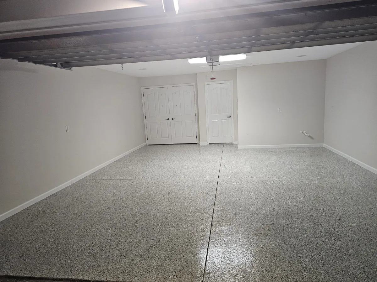 Full-flake epoxy garage floor coating by Elite Epoxy Surfaces